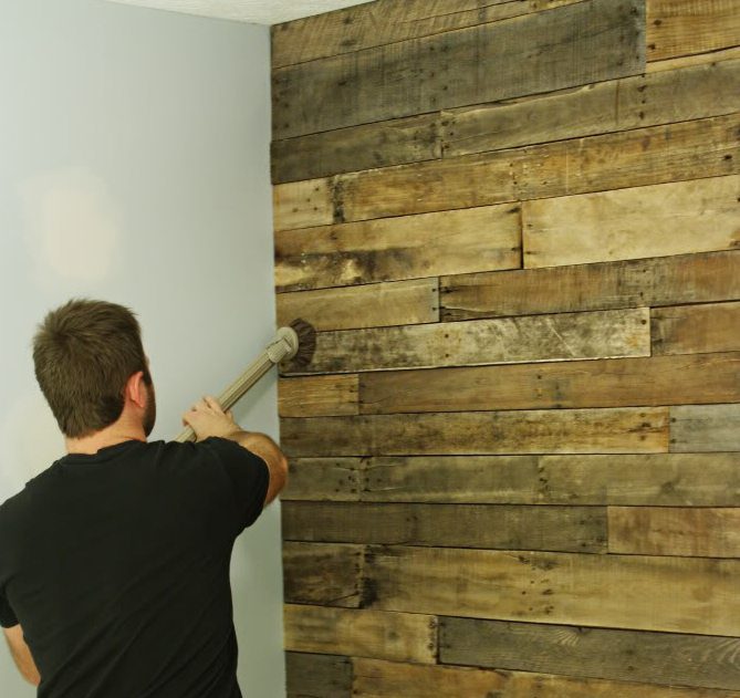 Pallet Wall Upcycle That - Diy Accent Wall Out Of Wood Pallets