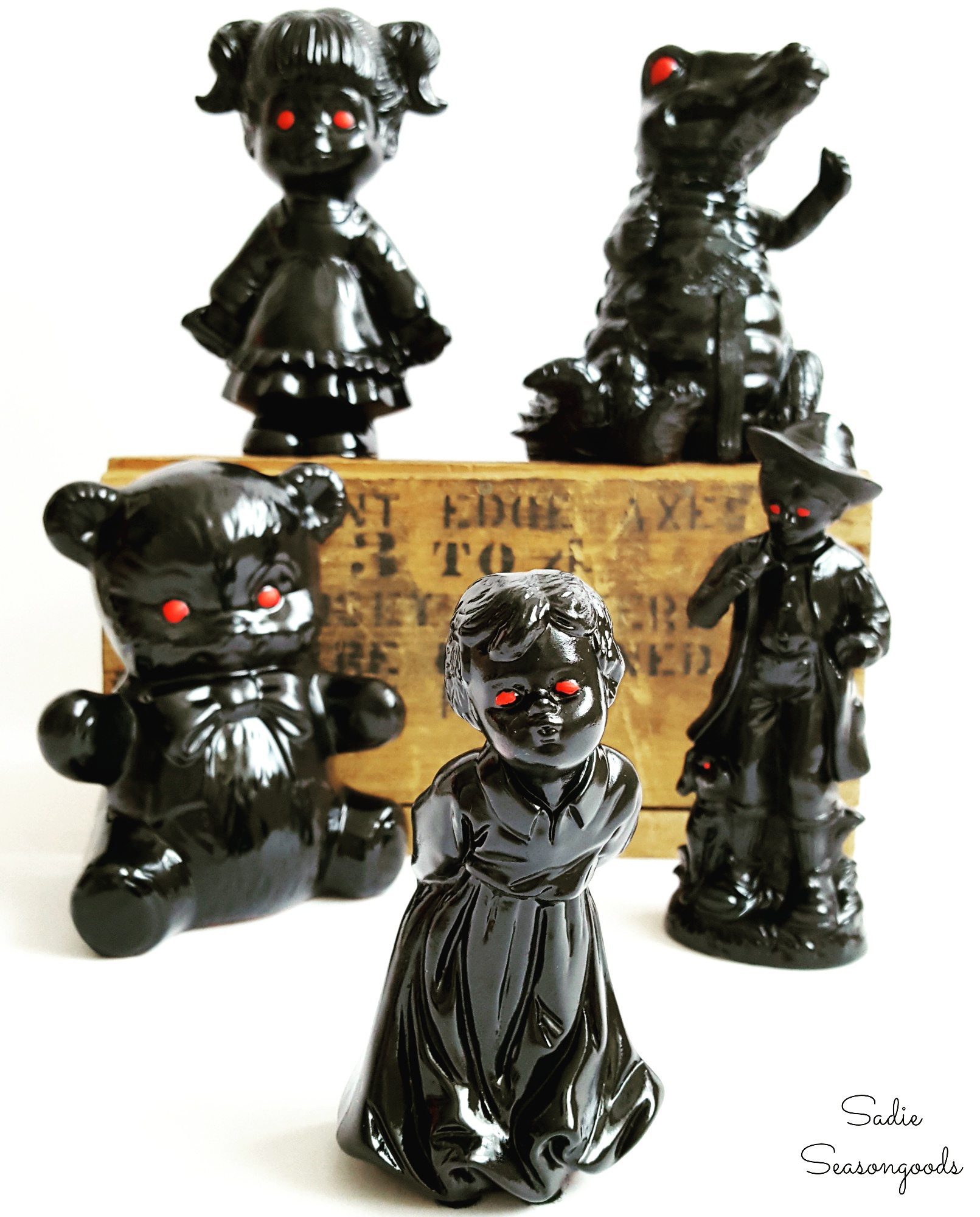 Haunted Figurines
